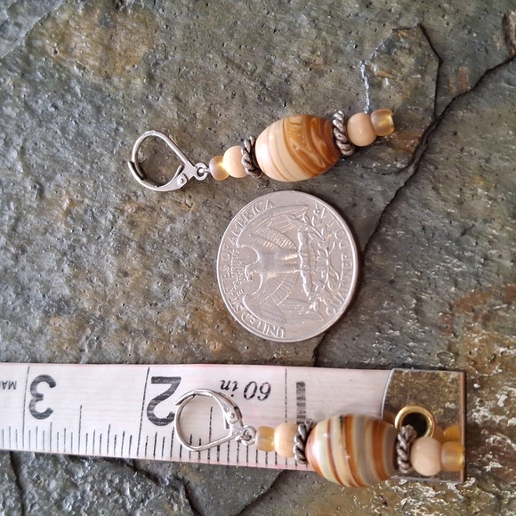 Stunning Handcrafted Stone & Bead Necklace Set - Picture 7 of 10